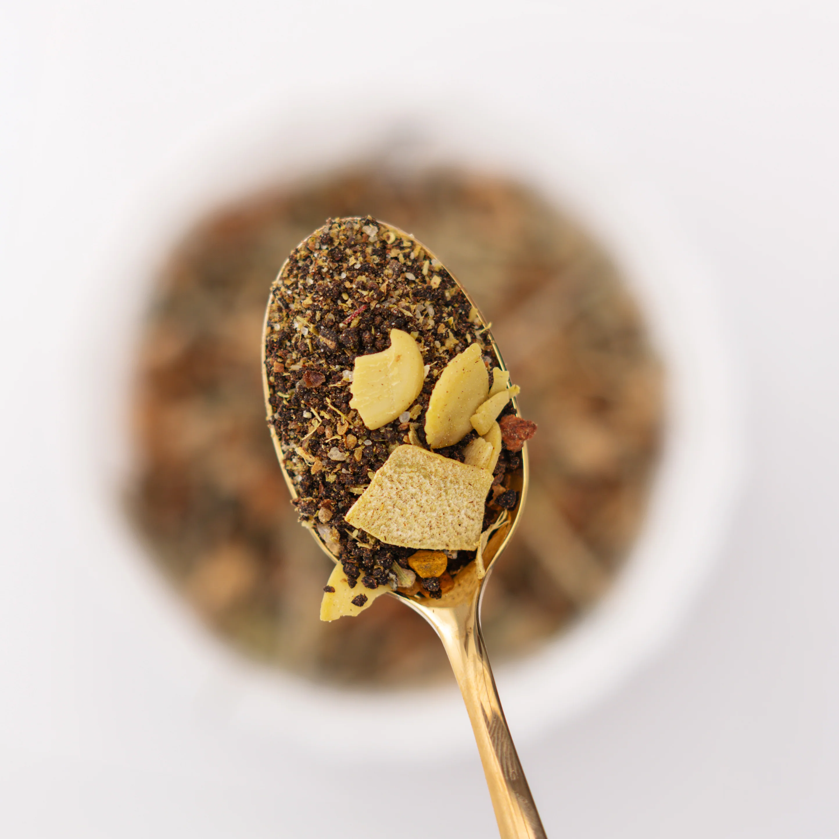 Kashmiri Kahwa Tea - Image 4