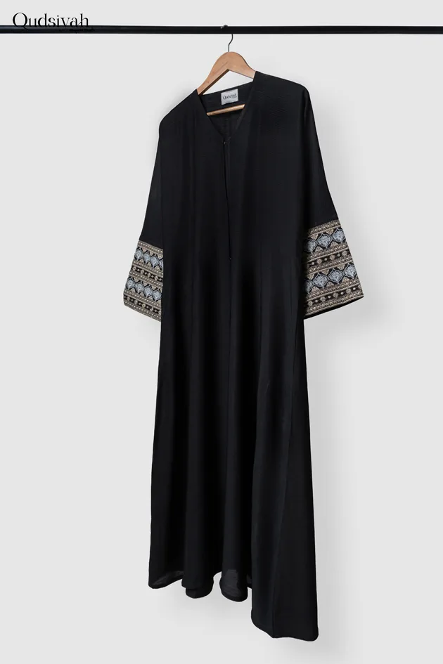 Noir Textured Kimono Open Abaya - Image 5
